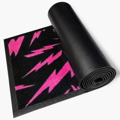 Muc-Off Fietsmat / Absorberende Fietsmat (200 X 40 Cm) - Zwart/roze -Birzman-Winkel rollWeb 20891 All Weather Lube 50ml 2022